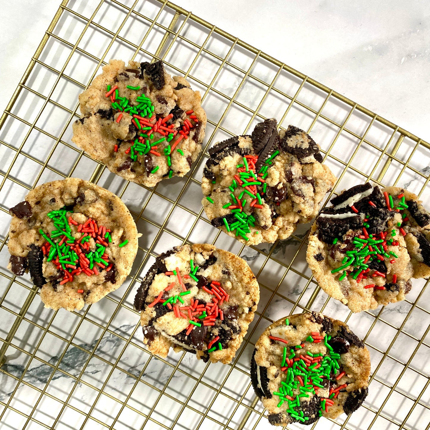 Holiday Oreo Cups (6) (VG) DEC 21